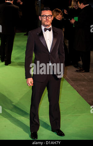 Luke Evans assiste à la Royal Film premiere de "Le Hobbit : Un voyage inattendu" à l'Odeon Leicester Square Londres, Royaume-Uni, 12/12/2012 Credit : Mario Mitsis / Alamy Live News Banque D'Images