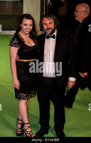 Katie Jackson et Peter Jackson assiste à la Royal Film premiere de "Le Hobbit : Un voyage inattendu" à l'Odeon Leicester Square Londres, Royaume-Uni, 12/12/2012 Credit : Mario Mitsis / Alamy Live News Banque D'Images