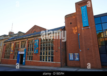 Musée et galerie d'Art de Northampton Guildhall Road Northampton UK Banque D'Images