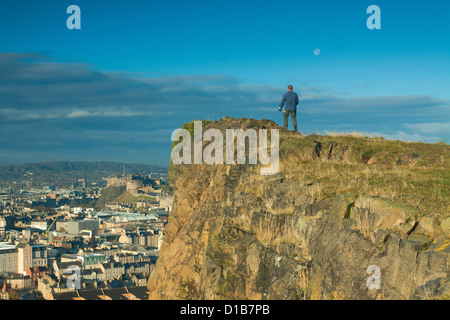 Le Château d'Édimbourg Édimbourg et de Salisbury Crags, Édimbourg Banque D'Images