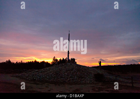 Cruz de Ferro, Foncebadon Espagne au lever du soleil, le long du Camino jusqu'à Saint-Jacques-de-Compostelle Banque D'Images