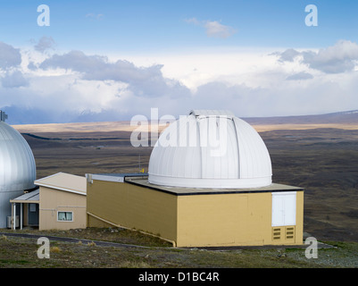 Vue sur le Mt. John Observatory exploité par l'Université de Canterbury, près de Lake Tekapo, Nouvelle-Zélande. Banque D'Images