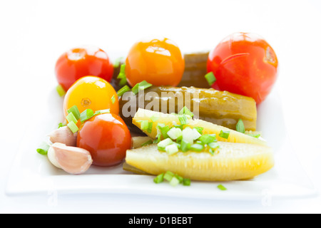 Légumes marinés - Assorted plate, close-up Banque D'Images