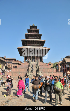 Défilé de mariage temple Nyatapola Népal Bhaktapur Banque D'Images