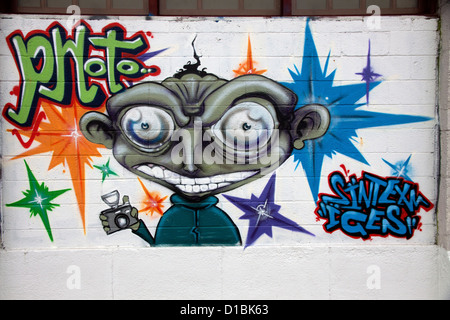 Graffiti sur Detroit Michigan USA bâtiment vacant Banque D'Images