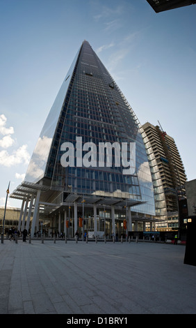 Le Shard, le plus haut bâtiment de l'Union européenne à côté de la Station London Bridge, UK Banque D'Images