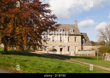 L'automne dans le village de Cotswold Caudle vert, Gloucestershire, Royaume-Uni Banque D'Images