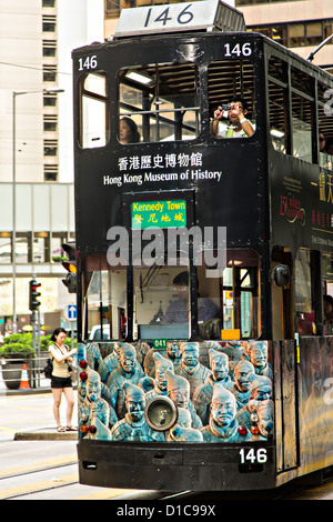 Tramway double deck District Central Hong Kong. Banque D'Images