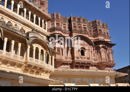 L'incroyable montagne-haut de la forteresse de Meherangarh, Jodhpur, Rajasthan. L'Inde Banque D'Images