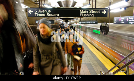 42 e Rue, Grand Central Terminal, numer 7 Metro, Manhattan, New York City, USA Banque D'Images