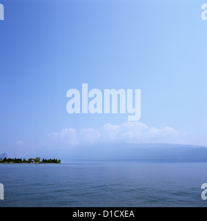 Toscolano-Maderno, Italie, vue sur le lac Banque D'Images