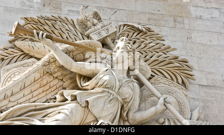 Détail de 'Le Triomphe de 1810' une sculpture par Jean-Pierre Cortot sur l'Arc de Triomphe Paris France Europe Banque D'Images