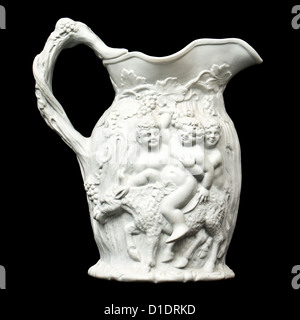 Antique (c.1830) jug par Minton avec la mythologie grecque scène avec Dieu grec Dionysos (Bacchus) sur un âne dans une procession Banque D'Images