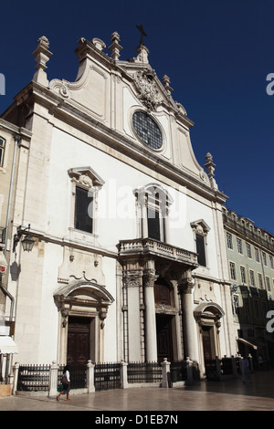 La façade de style baroque de l'église Sao Domingos Leitaria dans le quartier de Baixa, Lisbonne, Portugal, Europe Banque D'Images