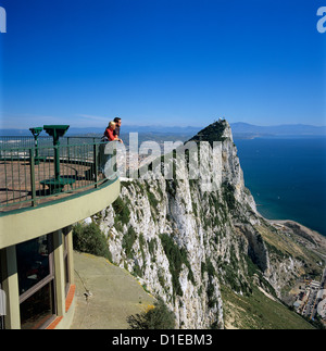 Vue sur le rocher du haut de la roche, Gibraltar, territoire britannique d'outre-mer, Méditerranée, Europe Banque D'Images