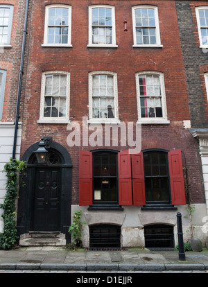 La porte avant de Dennis Severs' House en Folgate Street, Spitalfields, Londres Banque D'Images