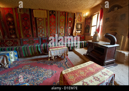 À l'intérieur d'une maison de pierre, la Turquie Cappadoce Uchisar Banque D'Images