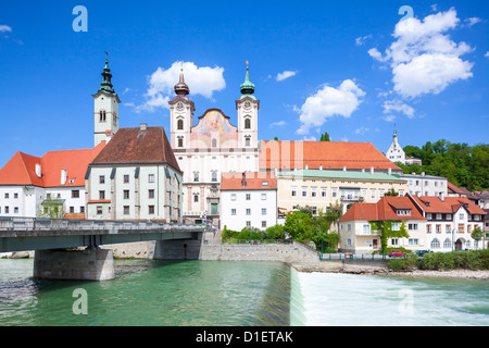 Paysage urbain de rivière à Steyr Steyr, Autriche Banque D'Images