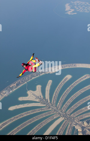 Parachutiste dans l'air, Dubaï, Émirats Arabes Unis Banque D'Images