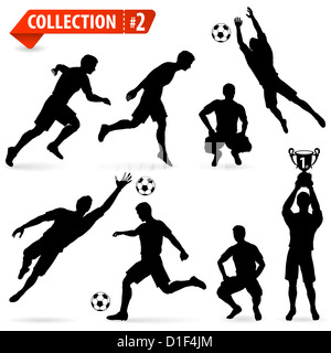 Jeu de silhouettes de joueurs de football dans diverses poses avec la balle Banque D'Images