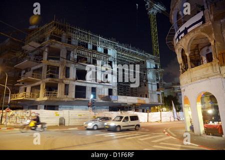Une maison est en construction à Tel Aviv, Israël, 07 décembre 2012. Photo : Rainer Jensen Banque D'Images