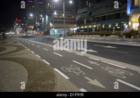 Vue de la promenade de la plage à Tel Aviv, Israël, 07 décembre 2012. Photo : Rainer Jensen Banque D'Images