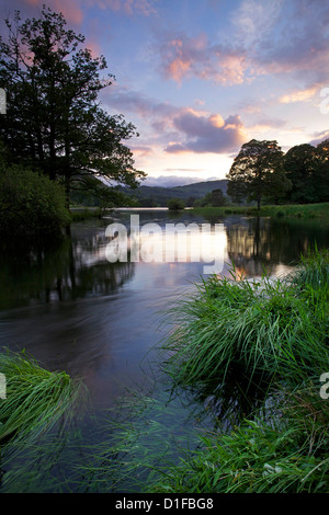 Le coucher du soleil, Rydal l'eau, Parc National de Lake District, Cumbria, Angleterre, Royaume-Uni, Europe Banque D'Images