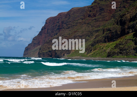 Polihale State Park et plage situé sur la côte ouest de l'île de Kauai, Hawaii, USA. Banque D'Images