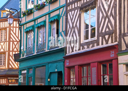 Maisons typiques à colombages de Norman, Honfleur, Calvados, Normandie, France, Europe Banque D'Images