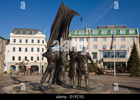 Monument de la libération, St Helier, Jersey, Channel Islands, Royaume-Uni, Europe Banque D'Images