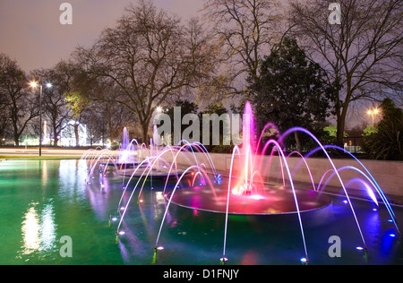 Fontaine couleur Marble Arch London UK Banque D'Images