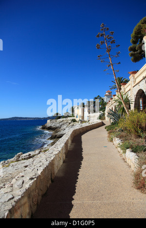 Chemin des Douaniers, Cap d'Ail, Provence, Cote d'Azur, d'Azur, Méditerranée, France, Europe Banque D'Images