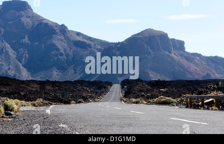 Route d'El Teide sur l'île de Vulcano espagnol tenerife Banque D'Images