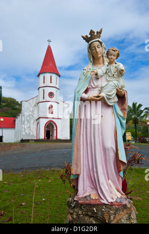 Petite église sur la côte est de la Grande Terre, en Nouvelle-Calédonie, en Mélanésie, le Pacifique Sud, du Pacifique Banque D'Images