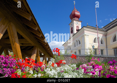 Grande Église, Ortisei, vallée de Gardena, la Province de Bolzano, Trentin-Haut-Adige/Sud Tyrol Italien, Dolomites, Italie, Europe Banque D'Images