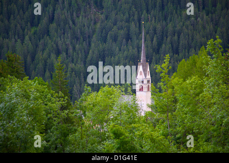 Église, Vigo di Fassa, Vallée de Fassa, Province de Trento, Trentino-Alto Adige/Sud Tyrol Italien, Dolomites, Italie, Europe Banque D'Images