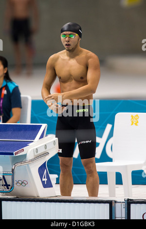 Kosuke Kitajima (JPN) en compétition dans l'épreuve du 100m brasse à la chaleur des Jeux Olympiques d'été de 2012, Londres, Angleterre. Banque D'Images