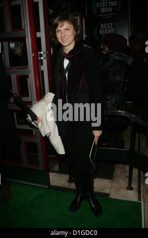 London, UK, 20/12/2012 : Fiona Bruce arrive pour 'Wicked' soirée de gala VIP à l'Apollo Victoria Theatre Banque D'Images