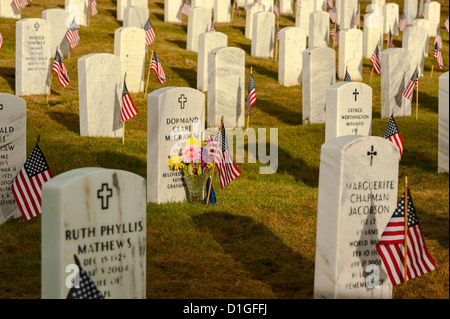 Scène dans le Cimetière National de Sitka sur 2012 Journée des anciens combattants. Banque D'Images