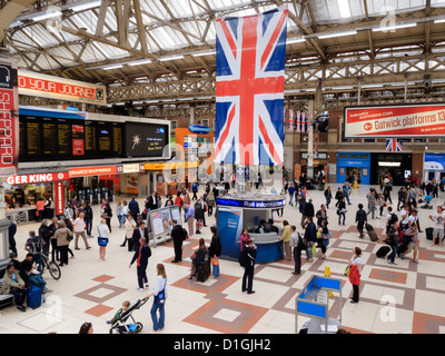 La gare Victoria de Londres Westminster London England Banque D'Images