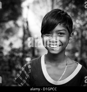 Portrait d'un enfant pris en milieu rural Vietnam près de la frontière avec le Laos Banque D'Images