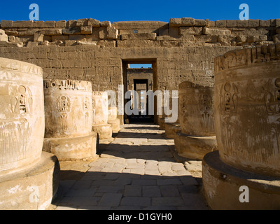 Luxor Egypte Madinet Habou temple funéraire de Ramsès III Banque D'Images