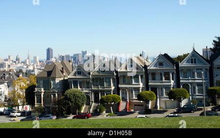 Les Painted Ladies d'Alamo Square à San Francisco, États-Unis Banque D'Images