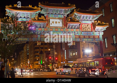 Washington, DC - l'arche de l'amitié dans le quartier chinois. Banque D'Images