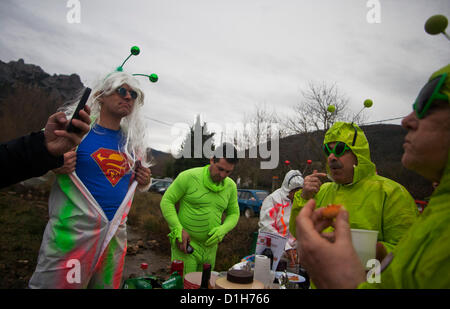 Fin de la partie au pic de Bugarach, Languedoc, dans le sud de la France le 21 décembre 2012th Banque D'Images