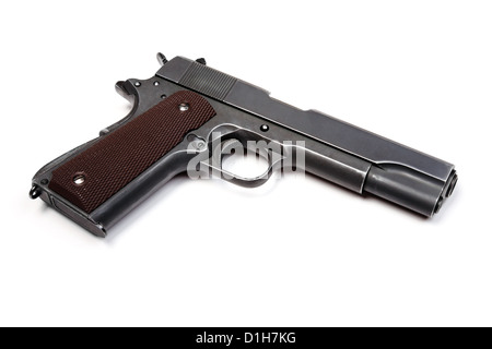 U.S. Army Colt 1911A1 pistolet isolé sur un fond blanc. Studio shot. Banque D'Images