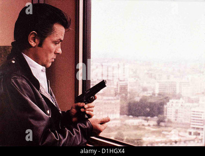 Killer stellen sich nicht vor 3 Hommes Abandonner Alain Delon Michel (Alain Delon) entschliesst sich nicht laenger tatenlos Banque D'Images