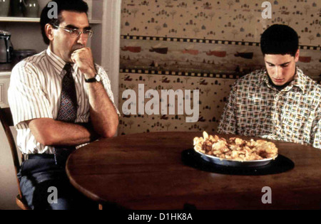 American Pie American Pie Eugene Levy, Jason Biggs *** *** Local Caption 1999 Universal/Constantin Banque D'Images