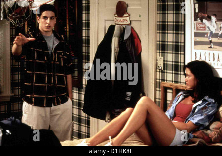 American Pie American Pie Jason Biggs, Shannon Elizabeth *** *** Local Caption 1999 Universal/Constantin Banque D'Images