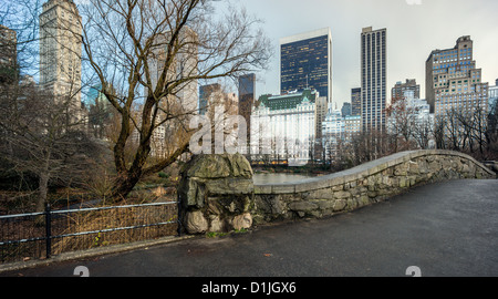 Gapstow Bridge est l'une des icônes de Central Park, de Manhattan à New York City Banque D'Images